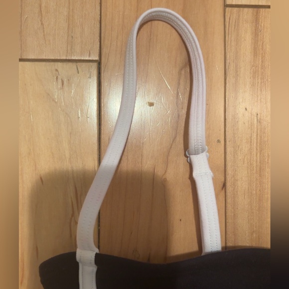 ***SOLD*** ALO AIRBRUSH STREAMLINED DRESS - Picture 3 of 10